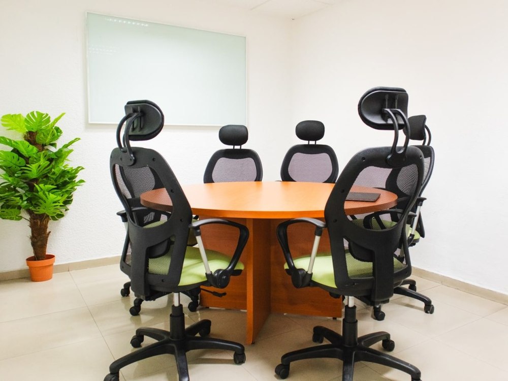 Sala de juntas en una oficina OfiRent